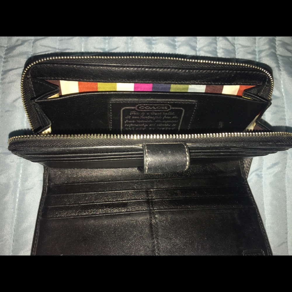 Coach Wallet - Picture 3 of 3